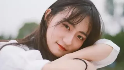 外国朋友一人一道菜